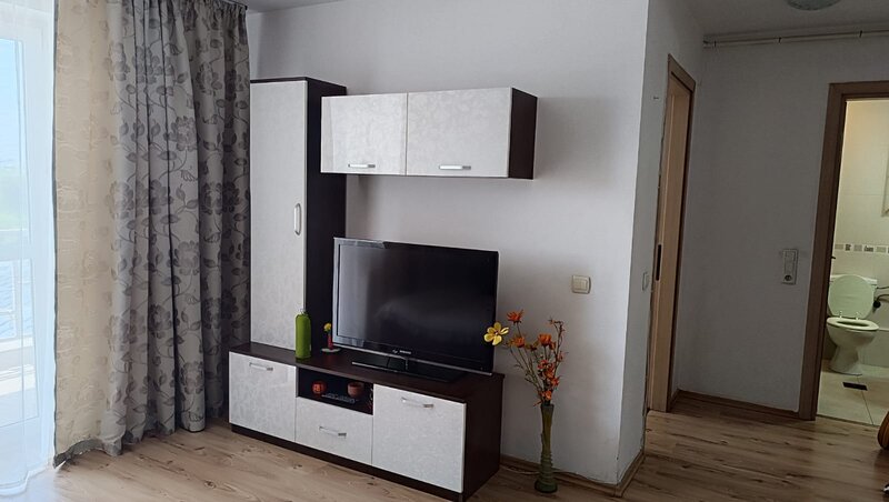 Vitan Barzesti 7D, Confort Park